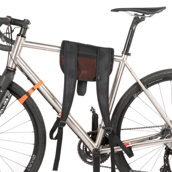 Hike A Bike Harness3 tn