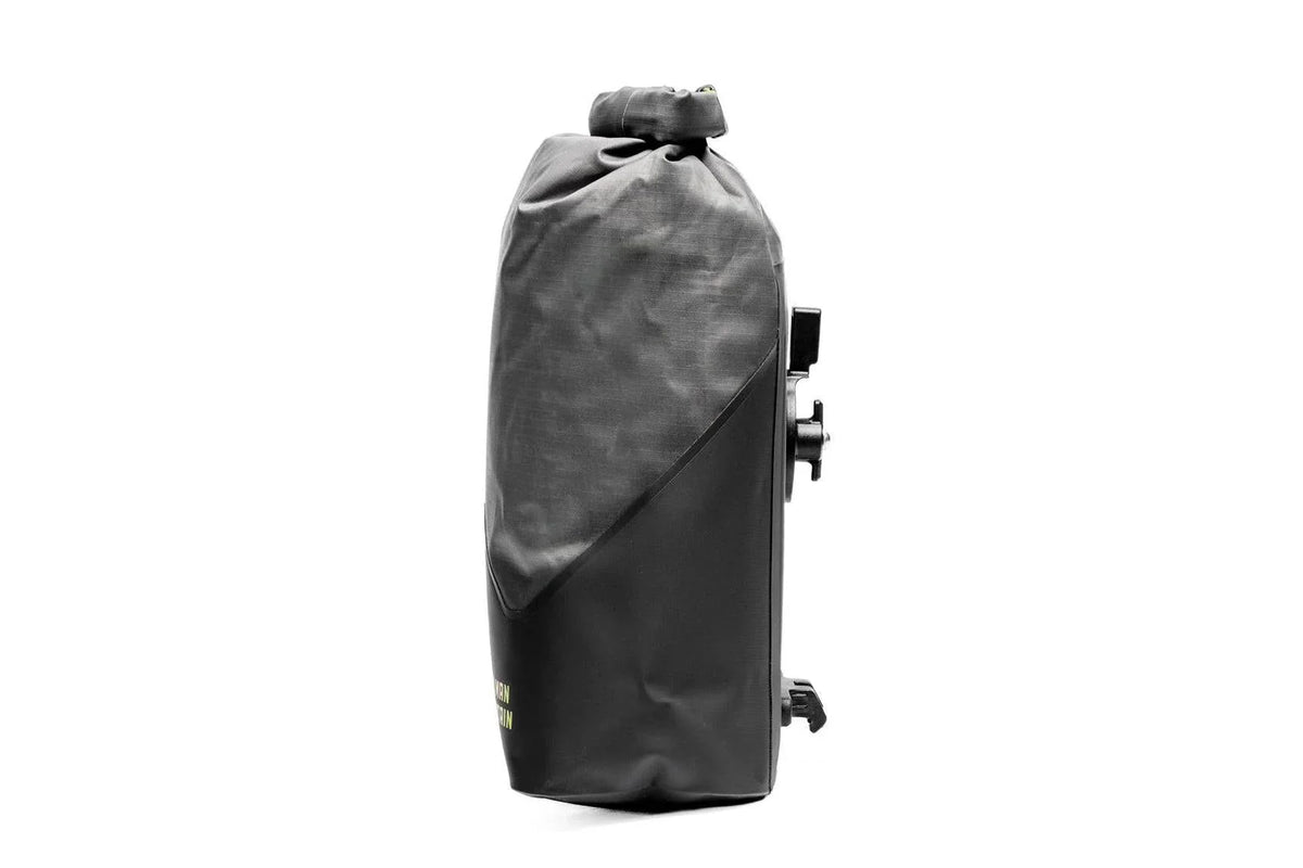 Old Man Mountain - Hemlock 7L Bags W/FLIP Cages (Includes 2 x Bag , 2 x Cage w/Cargo foot)