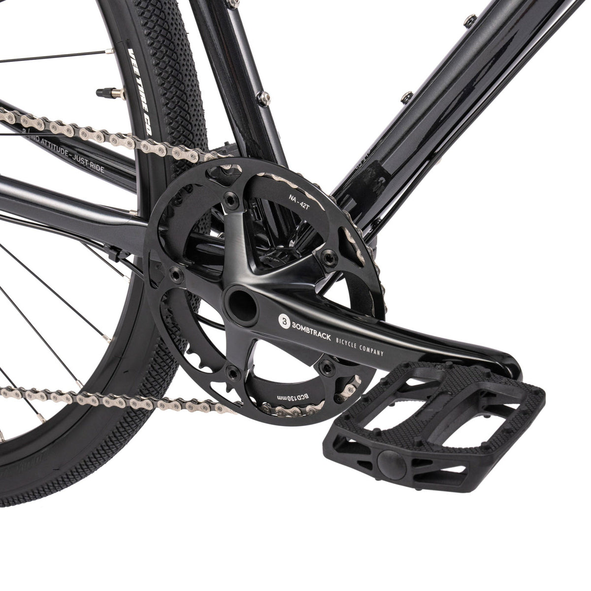 Bombtrack Arise Geared — Metallic Black — crankset and pedal