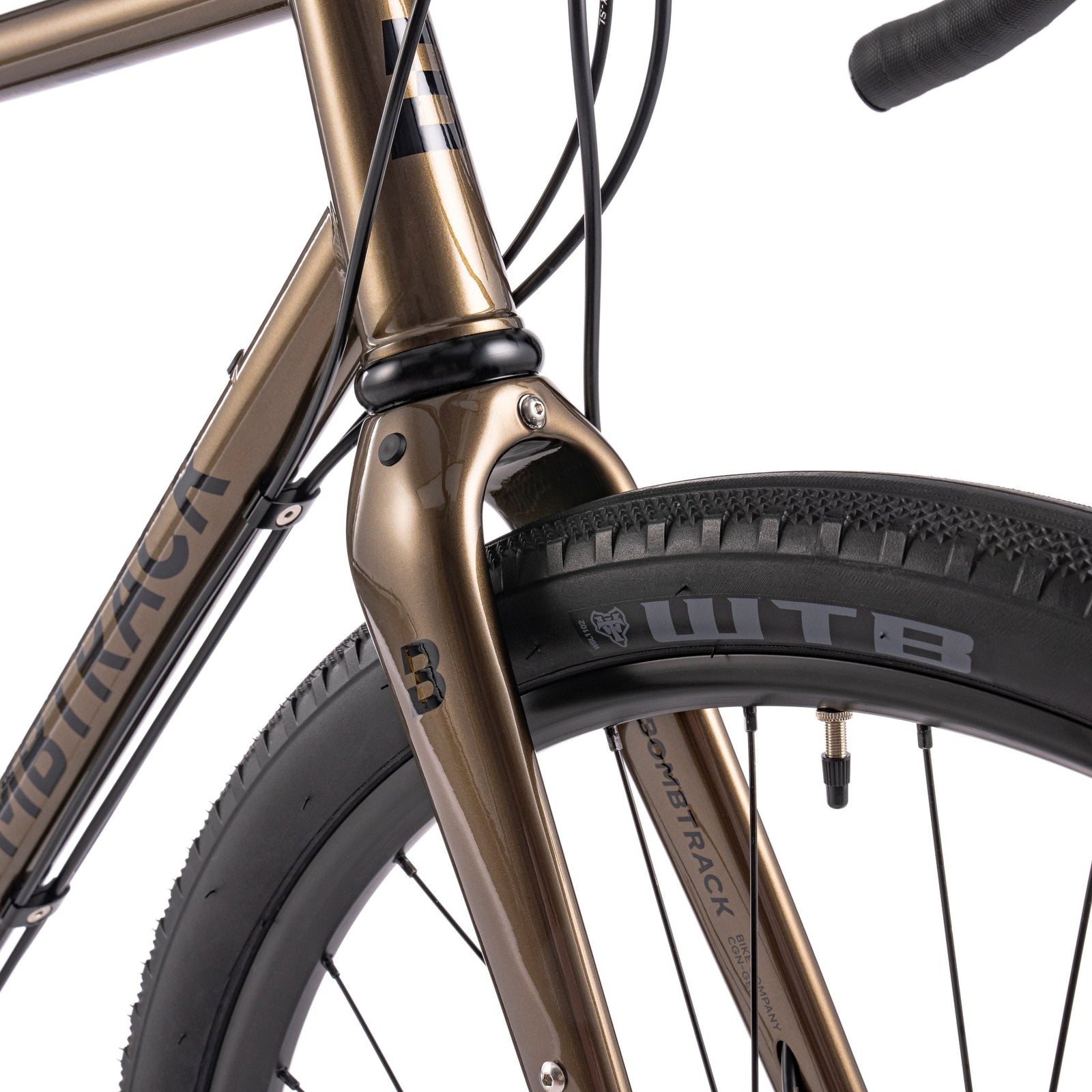 Bombtrack Audax — Metallic Dark Brown — front tyre clearance