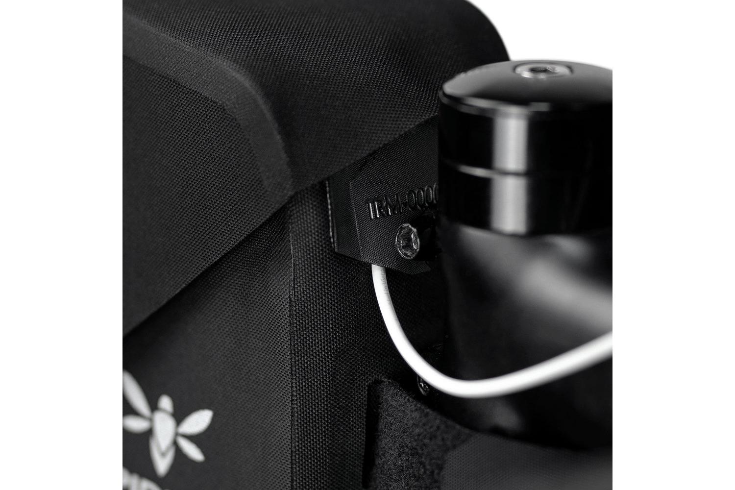 APIDURA - RACING TOP TUBE PACK