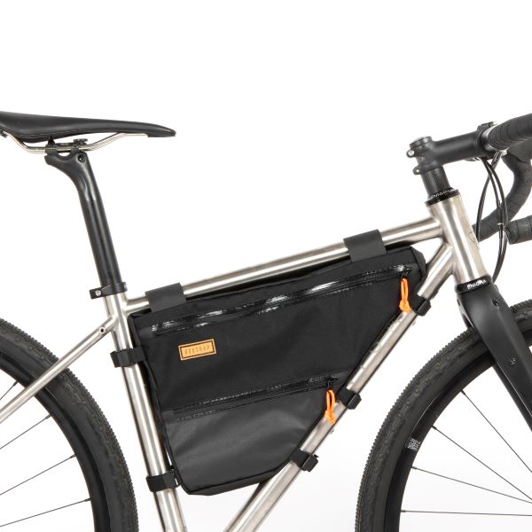 Restrap-Full-Frame-Bag6 tn