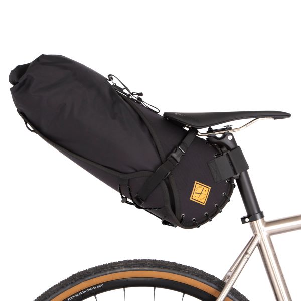 00_14L_Saddle Bag2 tn