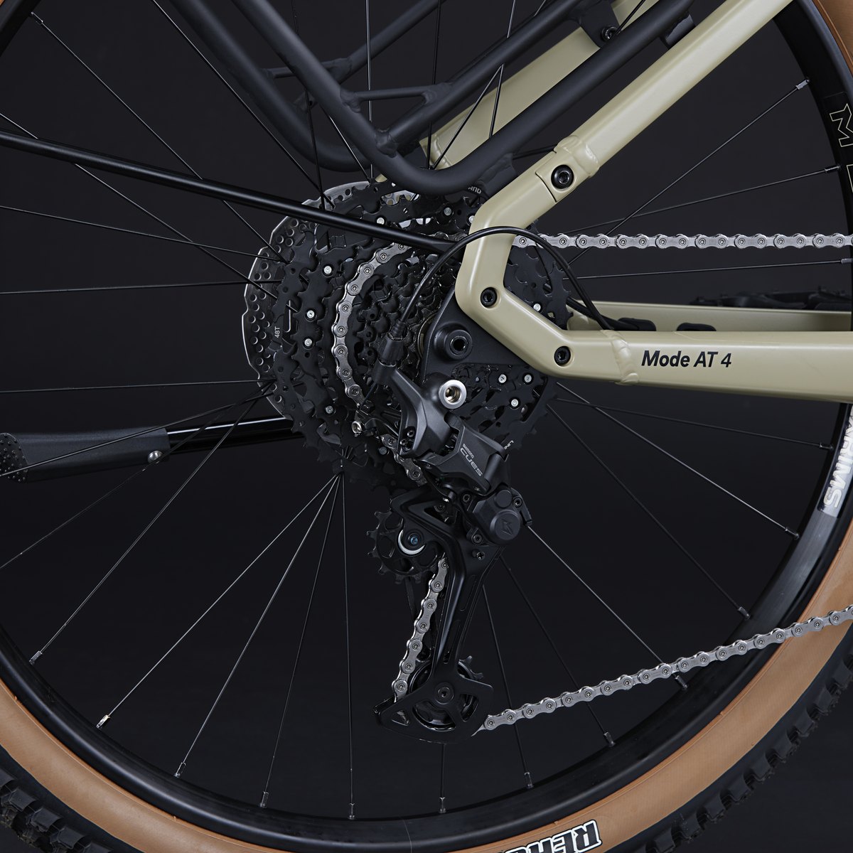 Sinch Mode AT 4 2027 – Summit Stone – motor and drivetrain detail 4